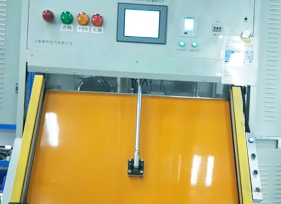 氦质谱检漏测试台